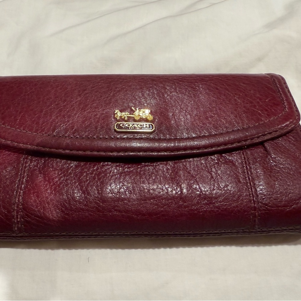 Coach Horse and Carriage Burgundy Leather Wallet Soft Supple leather minor wear
